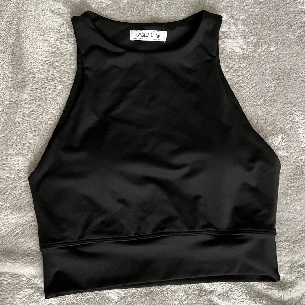 Laslulu high neck cropped tank, medium
